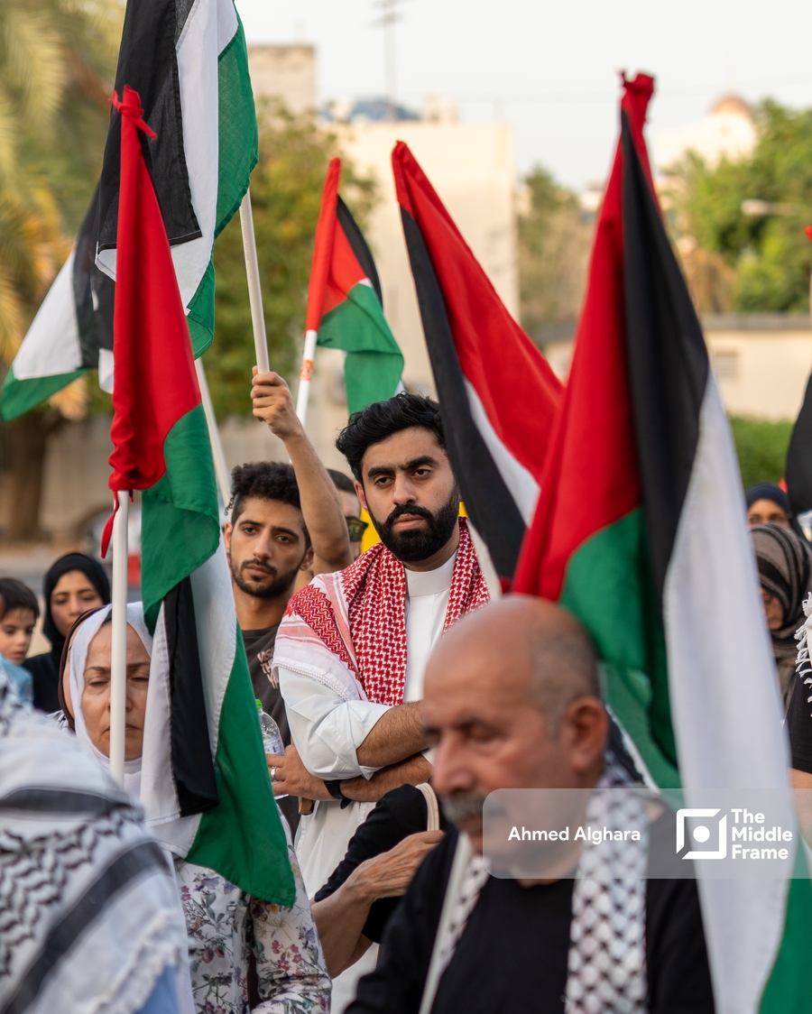 Mass demonstration in Bahrain in support of the Palestinian resistance.