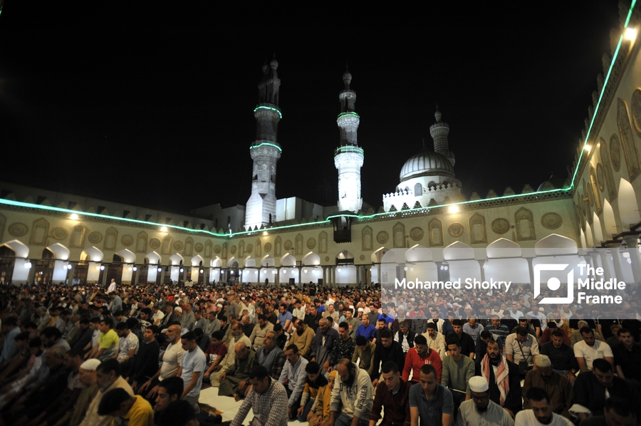Tarawih prayer at Al-Azhar Mosque