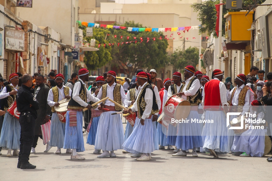 Tunisian Drum Dance from the activities of The National Festival of Childhood Ghomrassen-Tunisia.