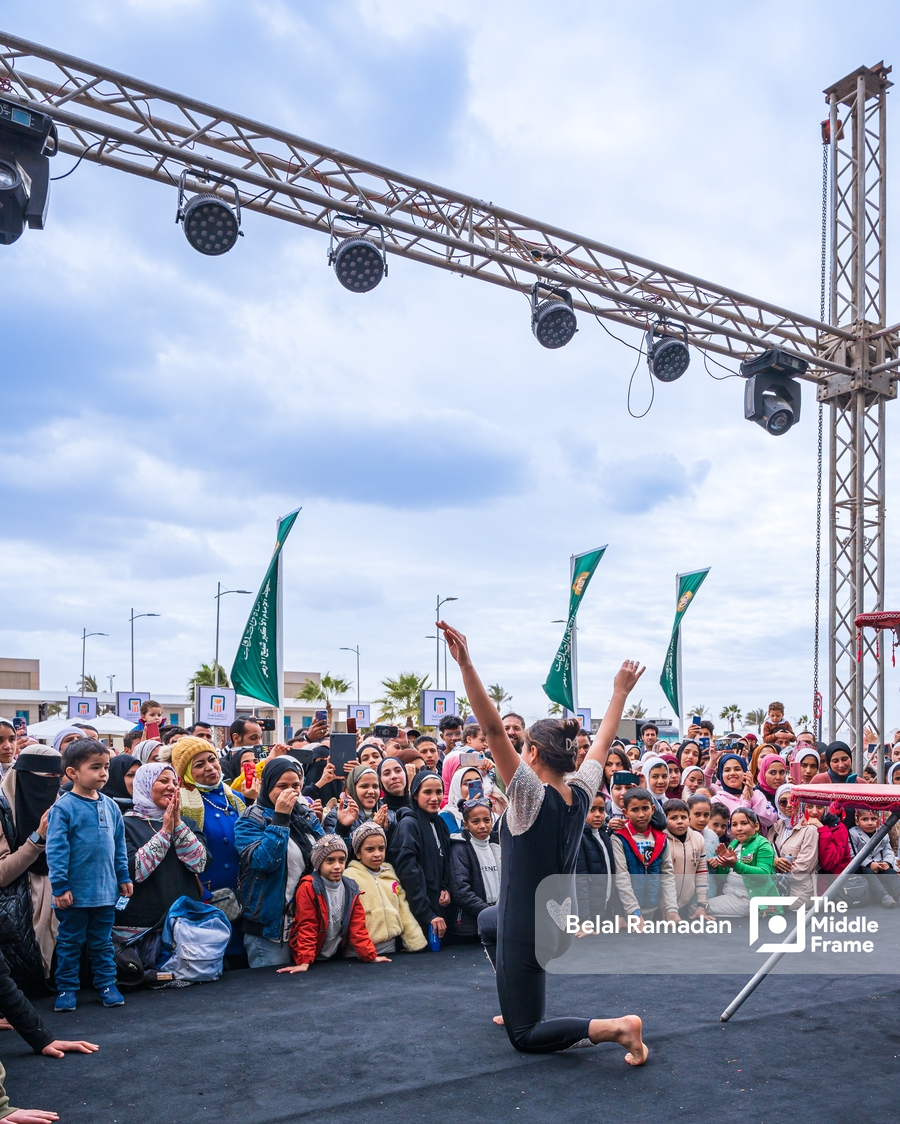 Circus performances in the audience of the Cairo International Book Fair 2024