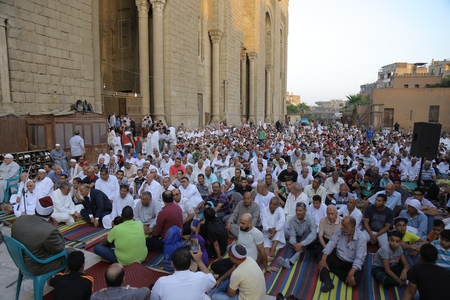 Eid al-Fitr prayer in the Sultan Hassan and Al-Rifai mosques • The ...